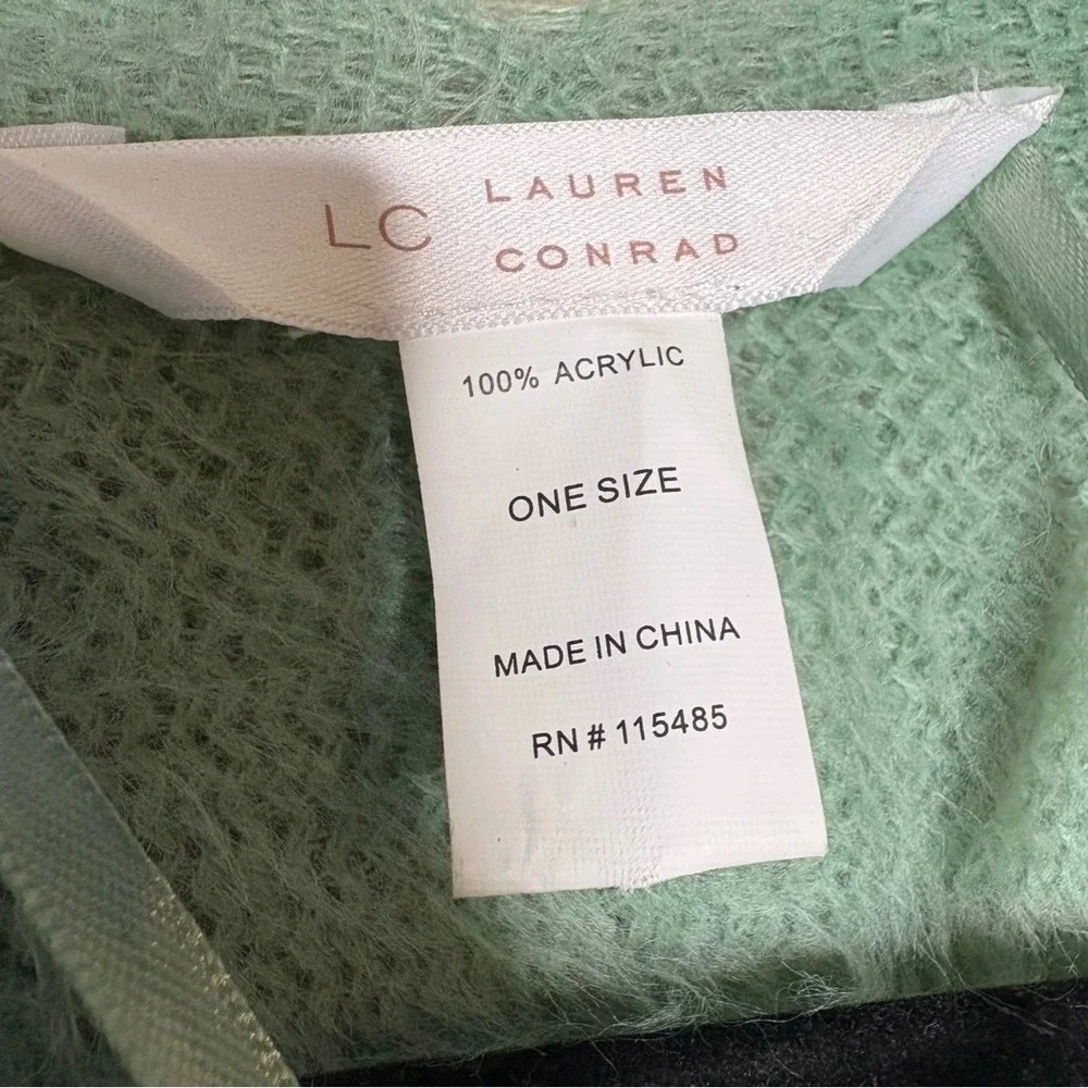 LC Lauren Conrad preloved still